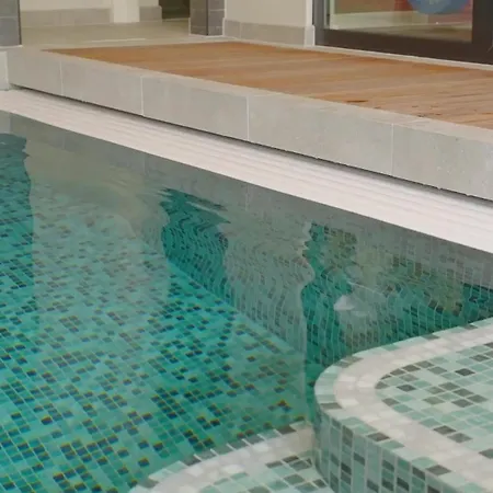 Villa Avec Piscine Chauffee, 3 Et 4 Salles De Bains